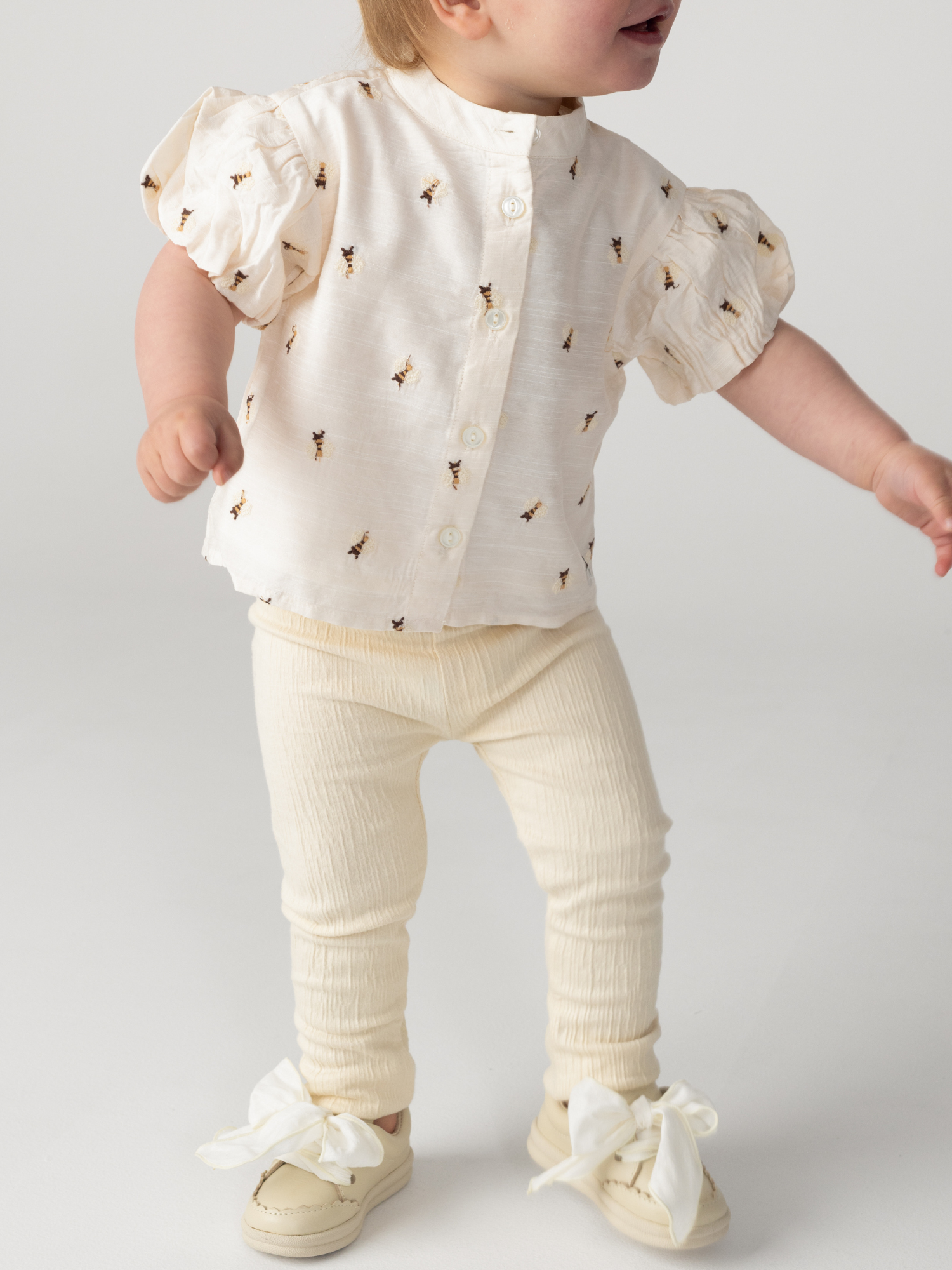 Ezrah Blouse | Bees | Warm White